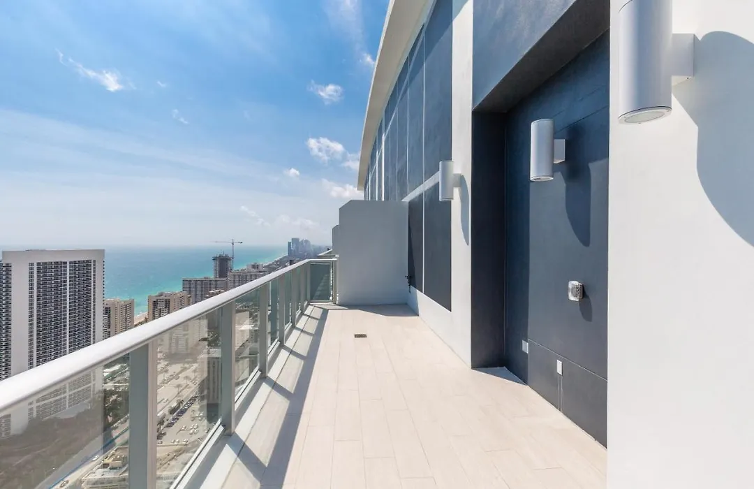 Hyde Beach House Hollywood Private Suites-1
