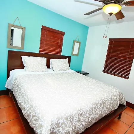 Makani Beach House 333-3