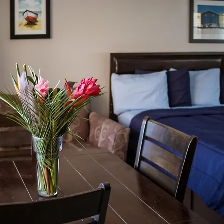 Riptide Oceanfront Hotel-3