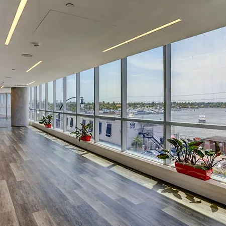 Beachfront Condo With Rooftop Pool!-3